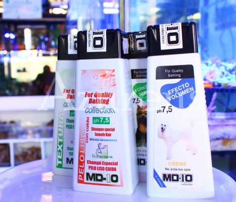 Ya tenemos una nueva línea de Champús para perros en la tienda. No te los pierdas. Mélody, nuestra peluquera, está encantada con la marca.